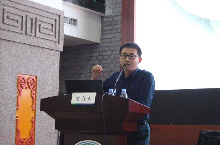 吉林大学法学院李海平教授,主题报告人为天津大学法学院王建学教授